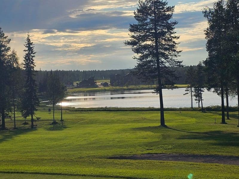 Golf - Image 2